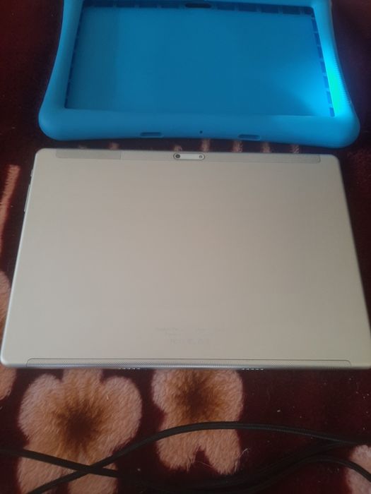 Tableta mare 10 inci 16gb ram 128gb memorie