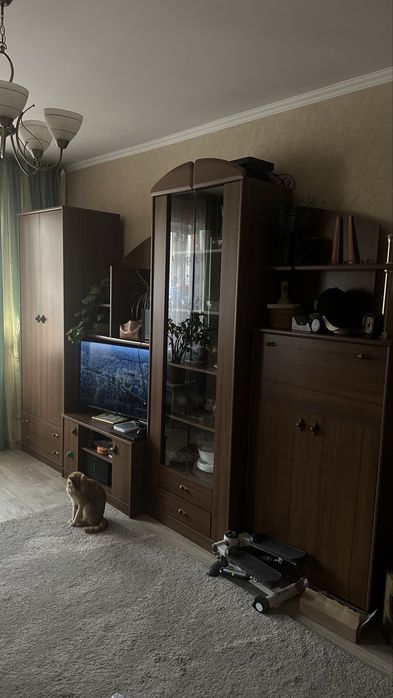 Продам стенку в гостиную