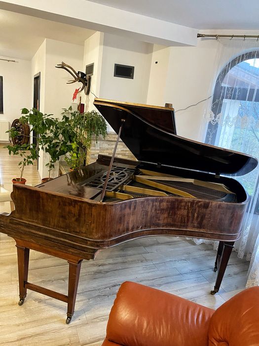 Pian cu coada John Brinsmead & Sons London  - functional, stare buna