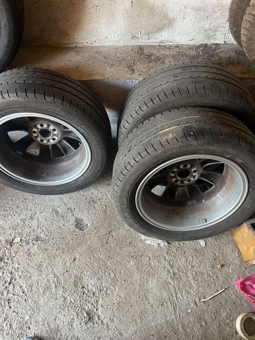 Продавам 4  джанти Toyota Avensis 16” с гуми