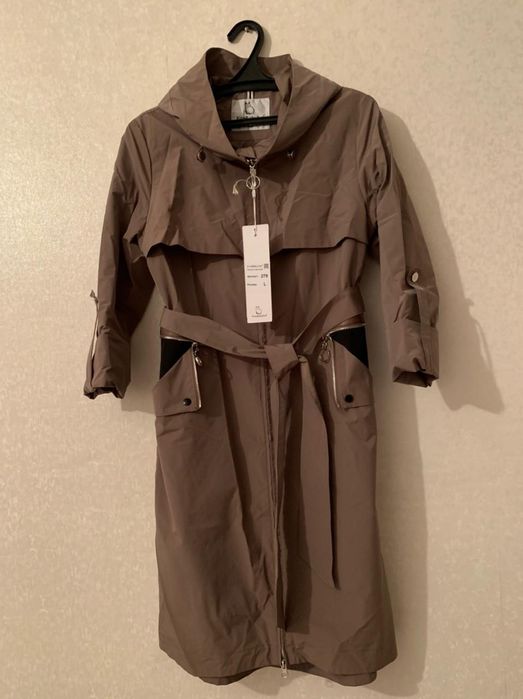 Продам тренч новый
