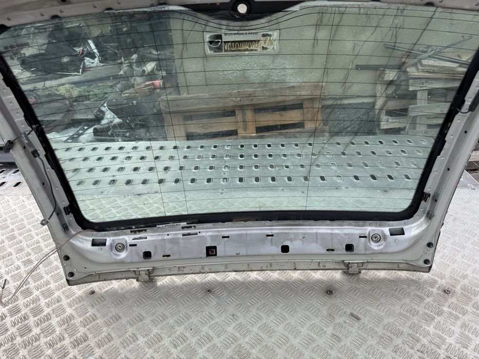 Багажник (пета врата) за Мерцедес Ц класа W203/S203 комби