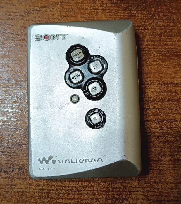 Кассетный плеер Sony Walkman WM-EX501