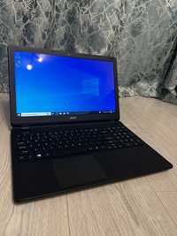 Laptop Acer Es1-531