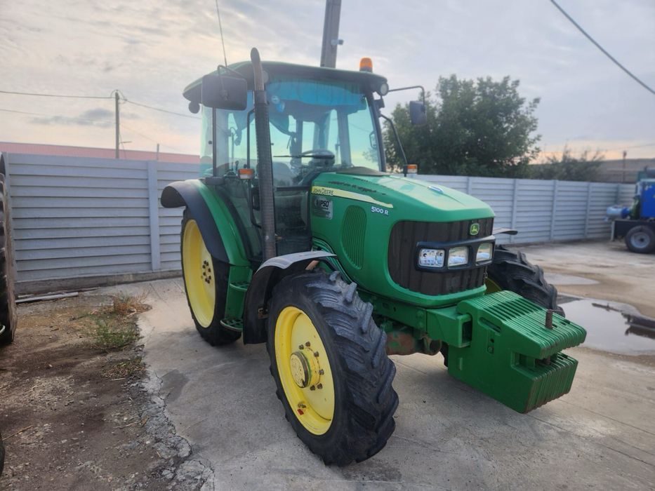 John Deere mod 5100 R