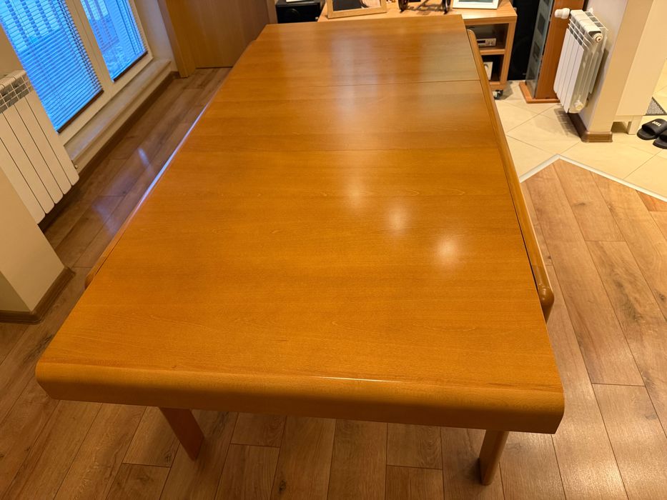 Трапезна маса - масив