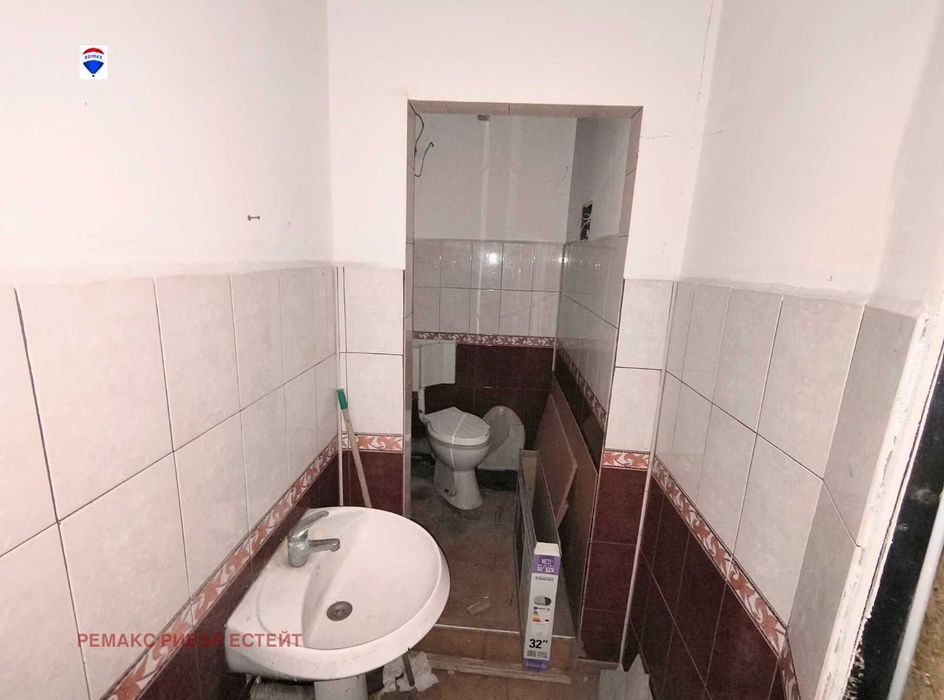 Дава се под наем Магазин в Русе, Център - 44 кв.м за 204 € - Снимка #6