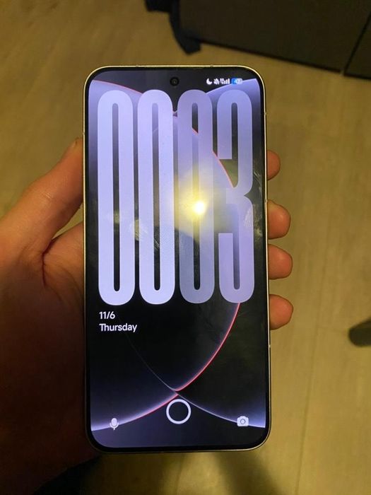 Продавам poco f7