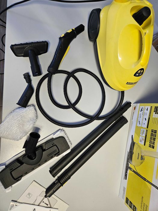 Продавам парочистачка Karcher KST 2
