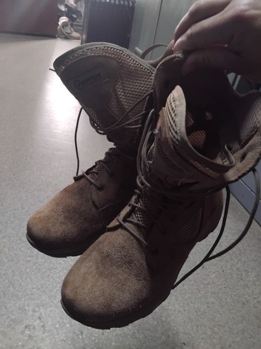 Bocanci Viper de vanzare