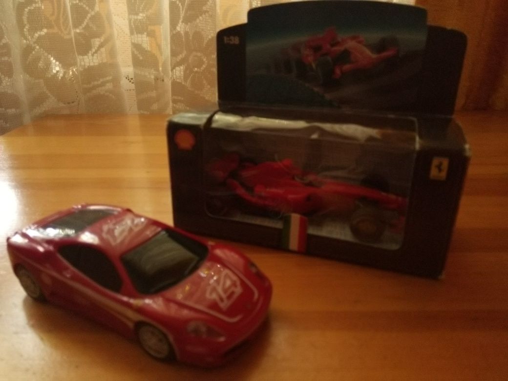 "Ferrari"- нови маркови колички