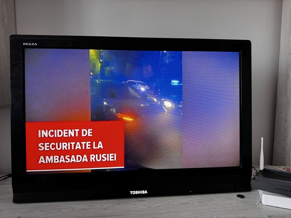 TV Toshiba – adus din Germania, se poate prinde pe perete