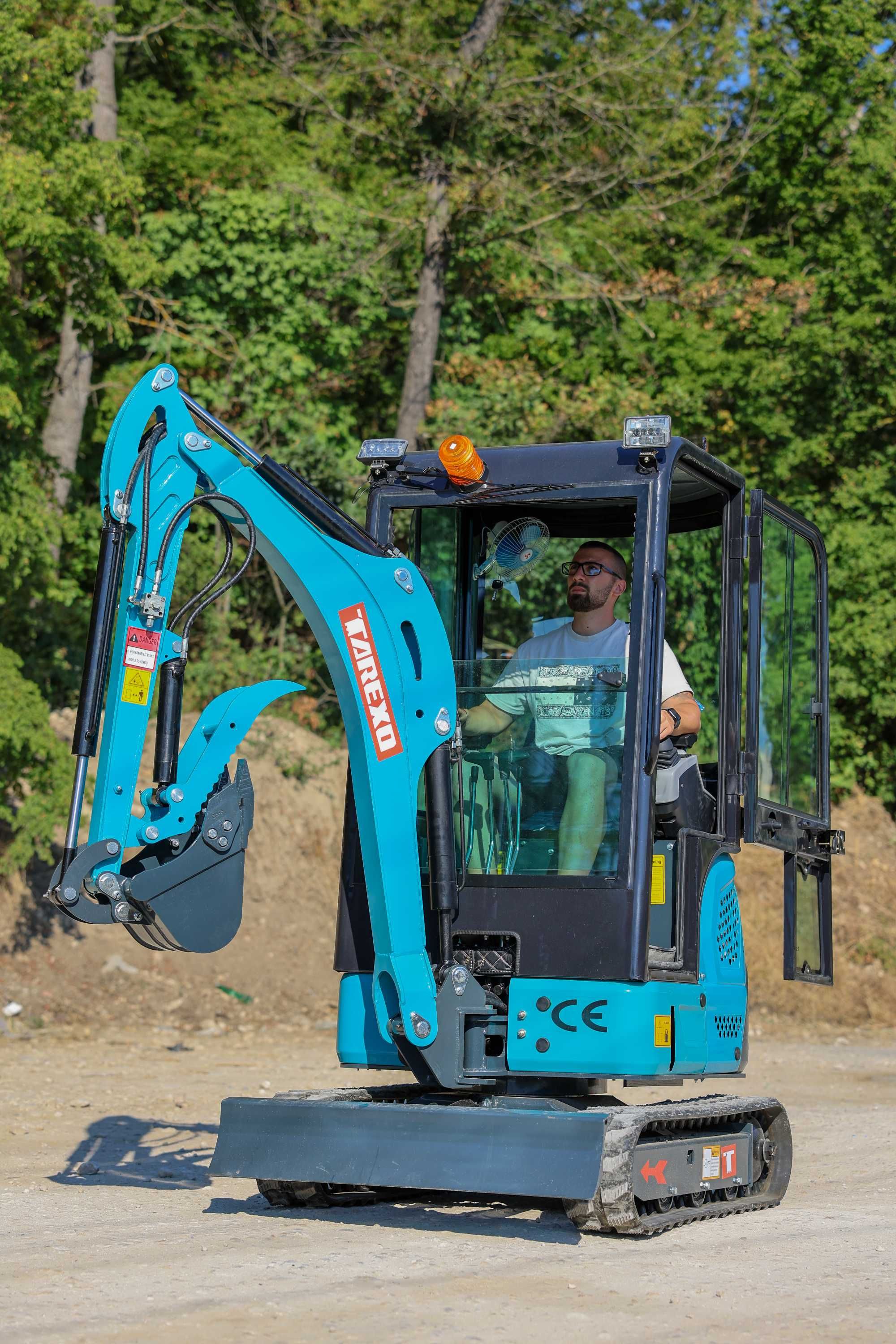 Мини багер TAREXO MS-18 PLUS Гаранция