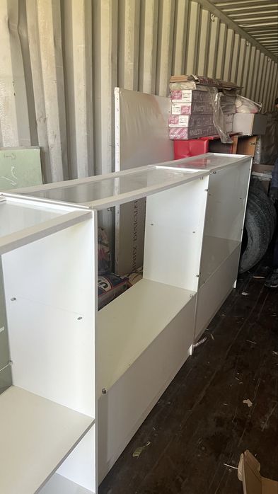 Продам 4 витринные полки
