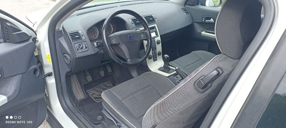Продавам VOLVO C30