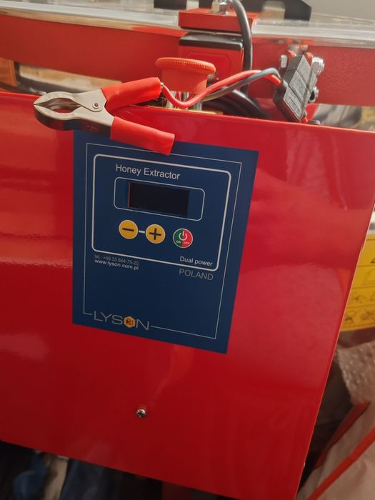 CENTRIFUGĂ apicolă reversibilă 6 rame