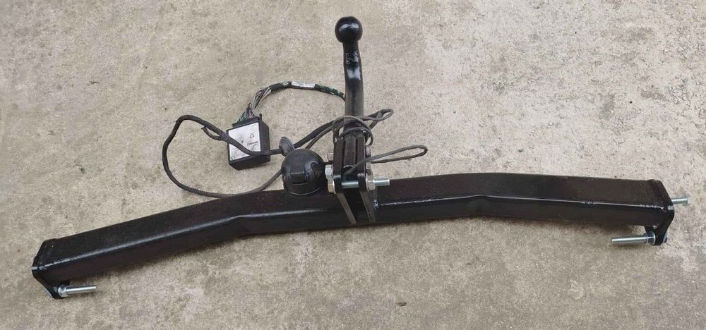 Cârlig remorcare Renault Megan 3 break