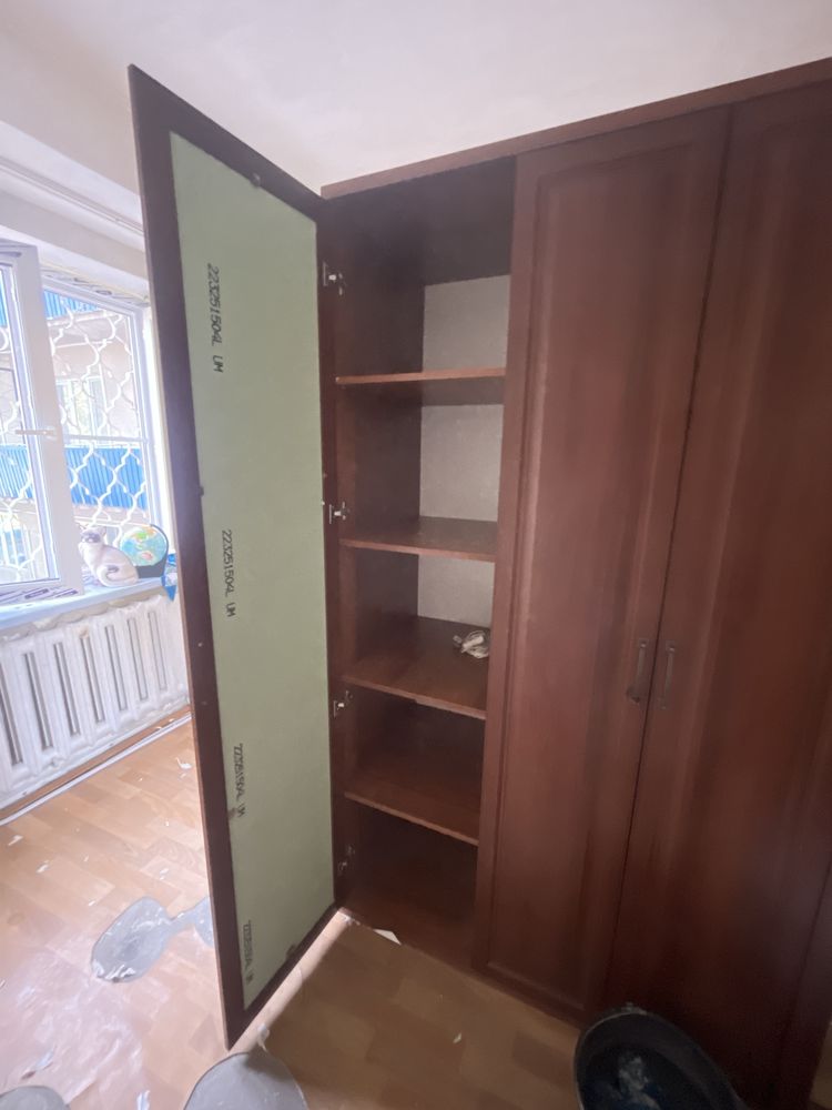 Шкаф. Шифоньер даром самовывоз