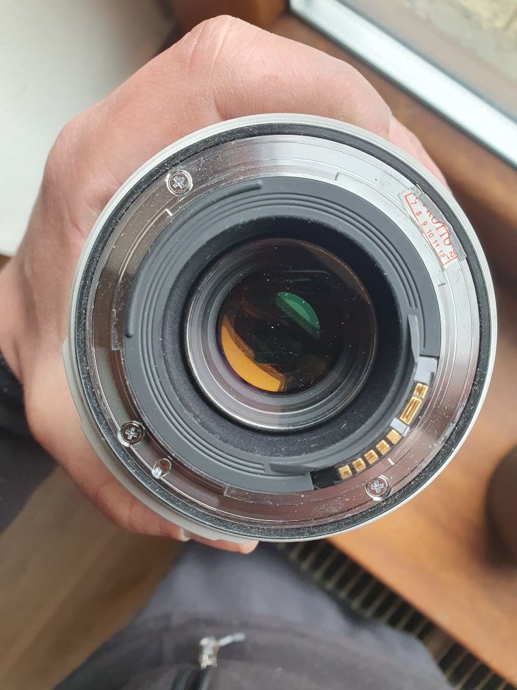 Obiectiv foto Canon EF 70-300mm f/4-5.6L IS USM