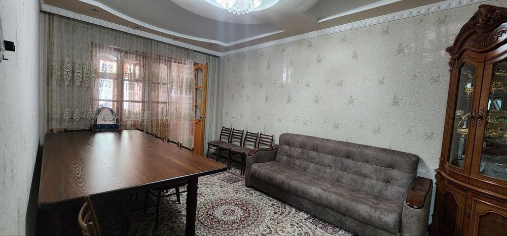 Срочно!Юнусобод 18-кв 3/1/4 Кирпичный дом