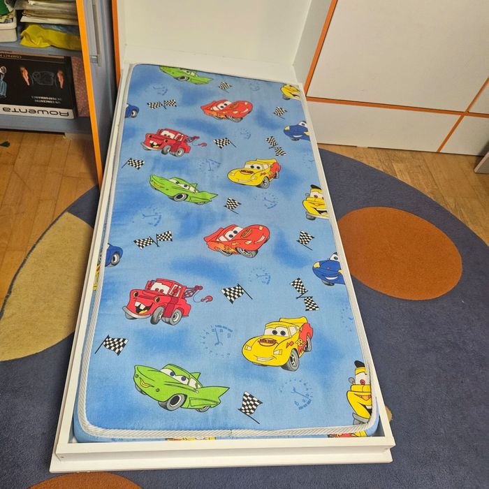 Vand 15 buc paturi copii