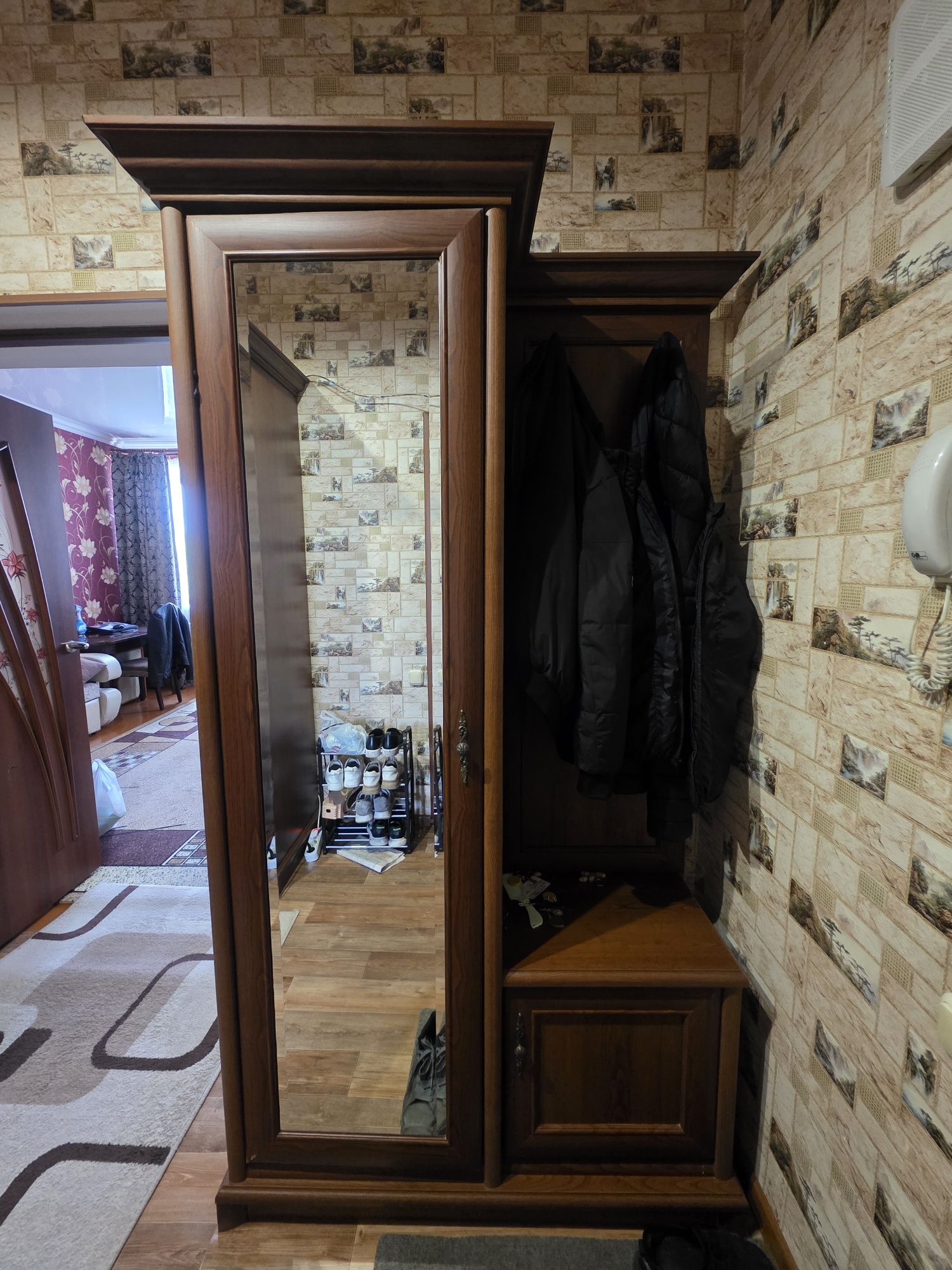Продается прихожая