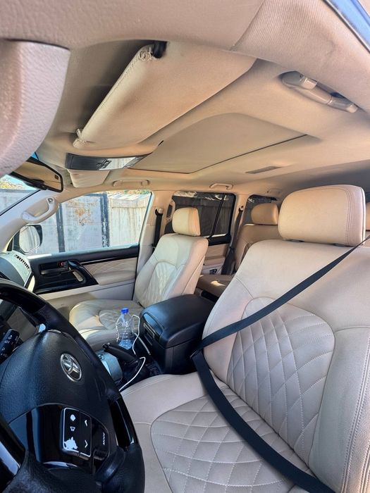 Land cruiser 200