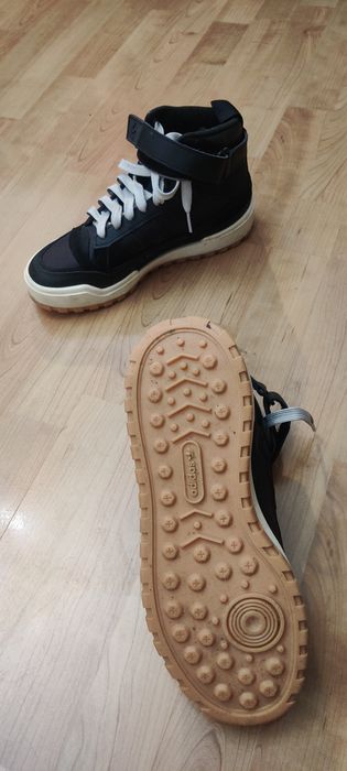 Високи зимни кецове adidas номер 38-39