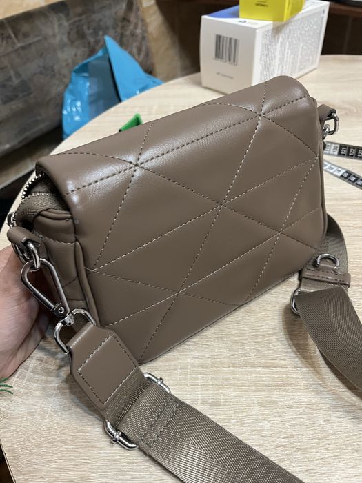 Продам сумки б/у, обе за 12 000 тг.Шымкент