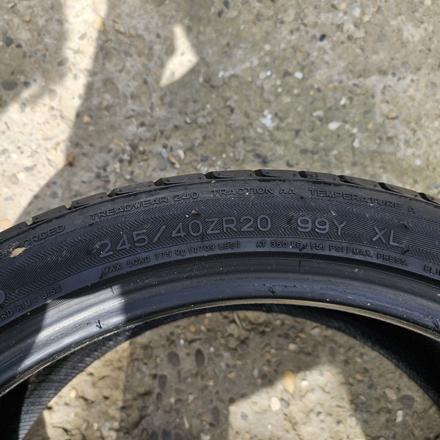 Vand cauciucuri vara 245/40 R20 99Y