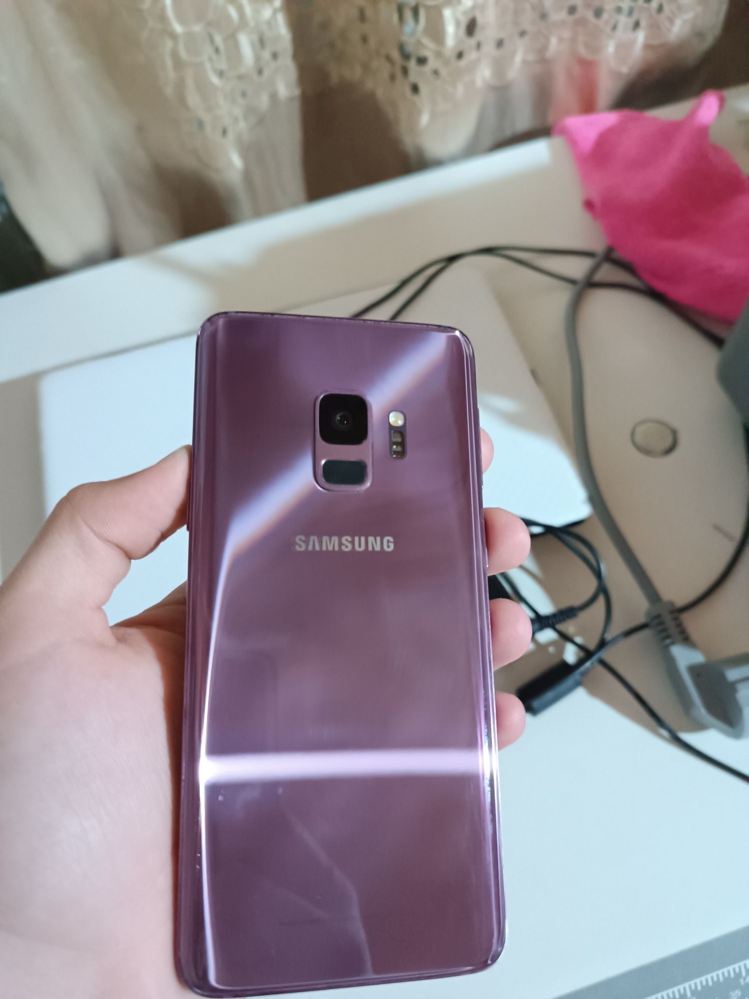 Samsung s9  purple ideal
