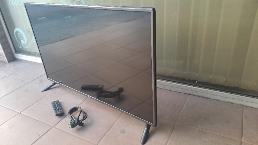LG SMART TV 42инча перфектен-450лв