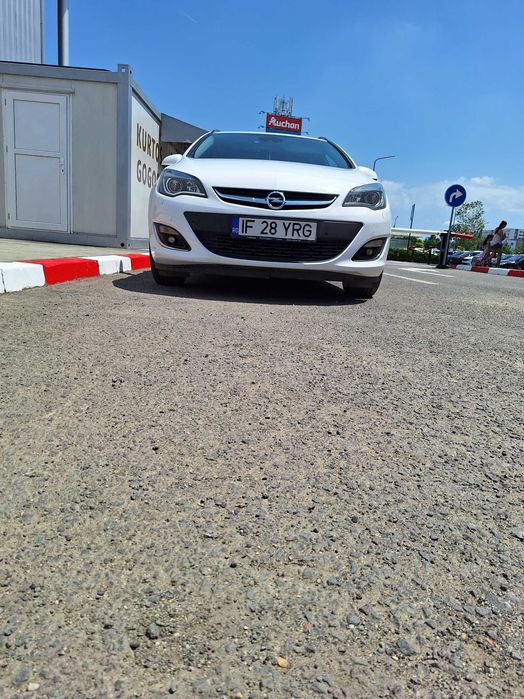 Opel astra j 2013