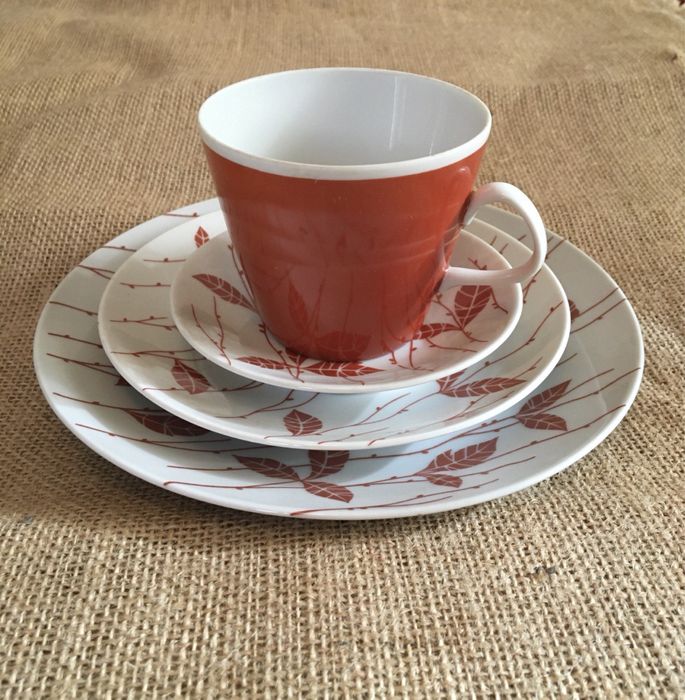 Чайно-кофейный сервиз на 12 персон. ГДР