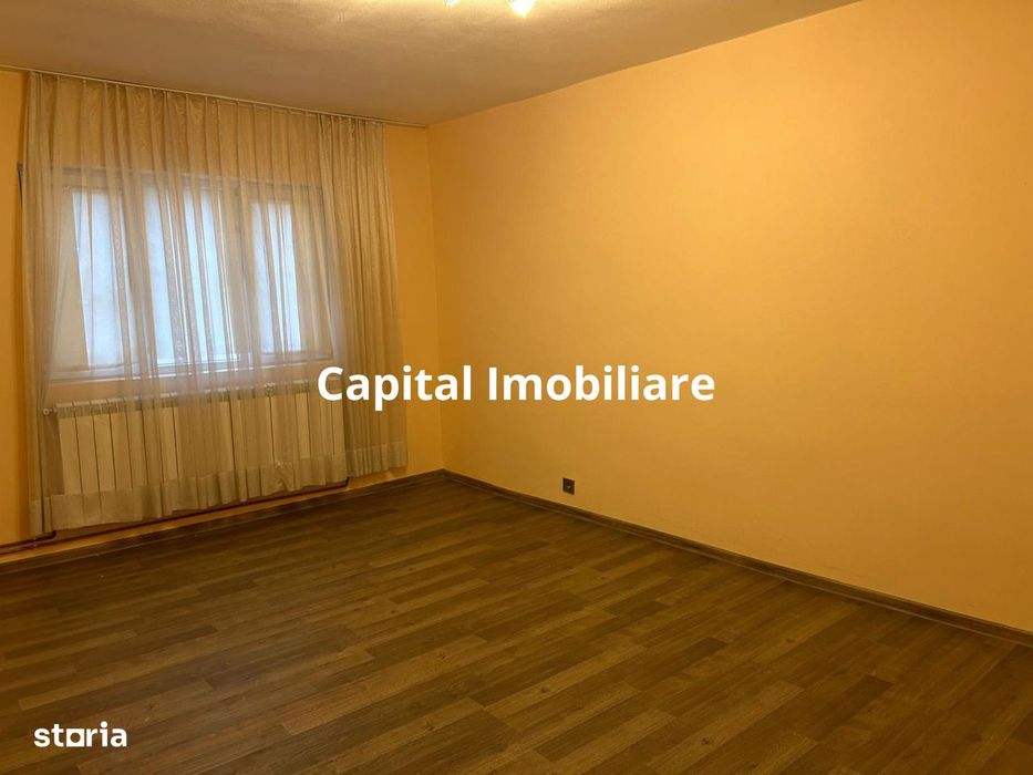 Apartament 3 camere, decomandat – Str. 22 Decembrie 1989