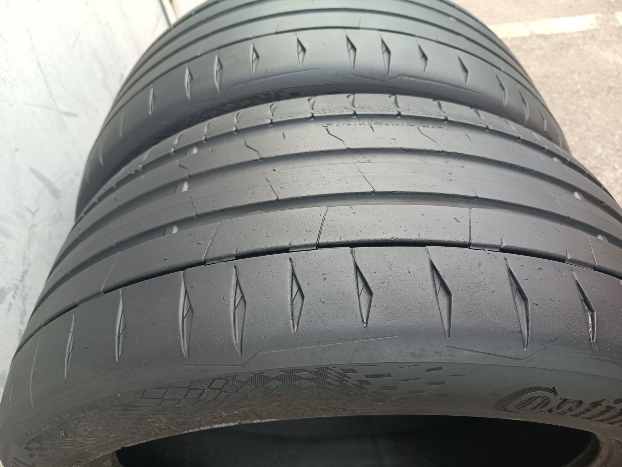 245/45/19 Continental Дот 1022