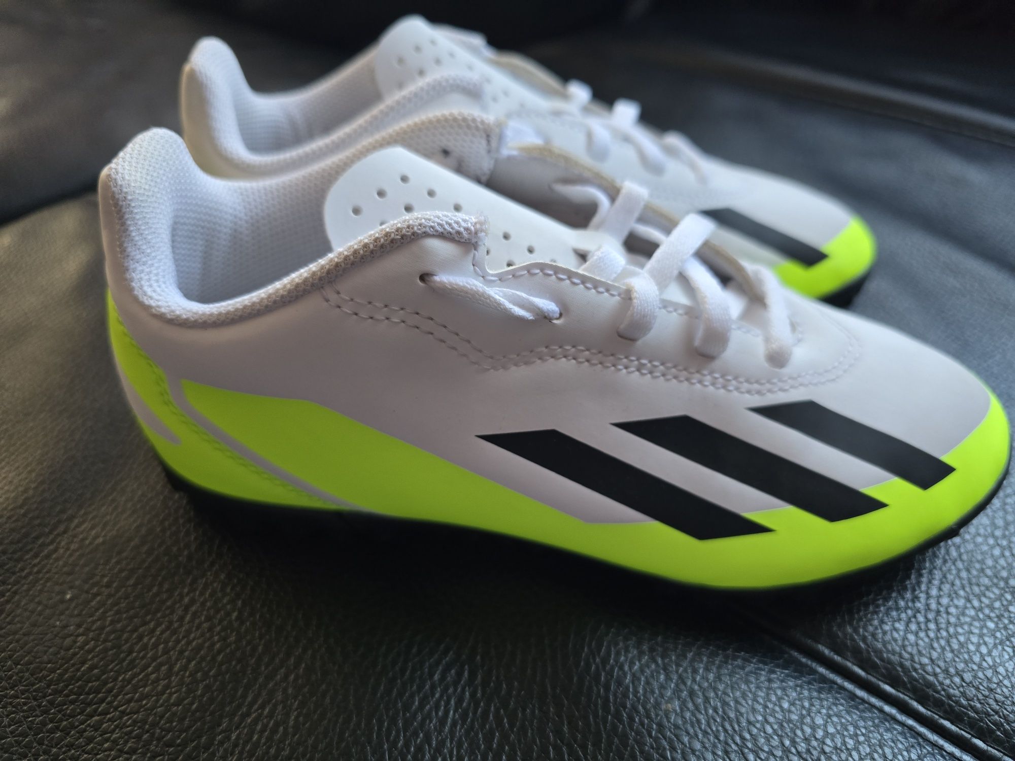 Футболни обувки ADIDAS