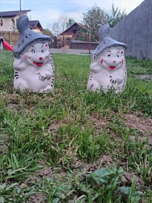 Pitici și decorațiuni de grădină