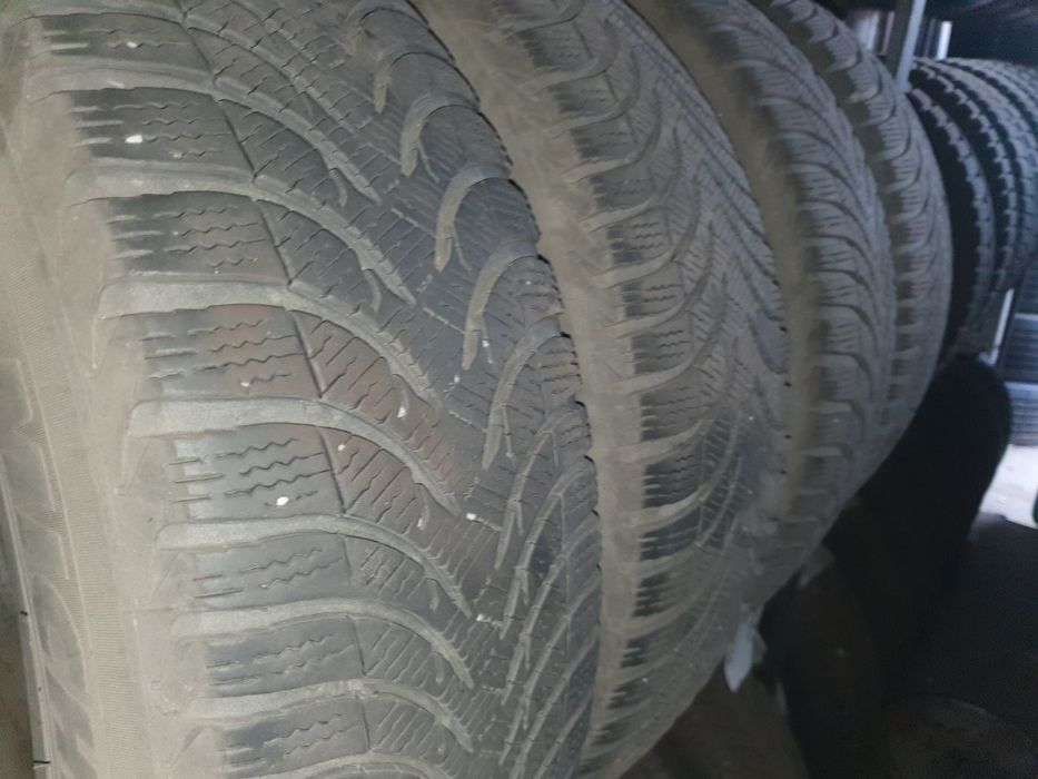 Jante 17, 5x112 Mercedes GLA + anvelope iarna Michelin 215 60 17
