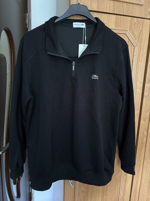Vând bluză cu guler Lacoste