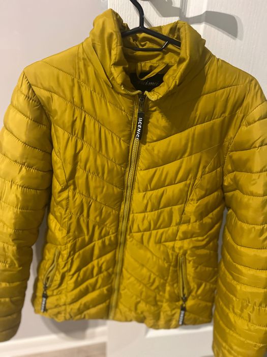 Дамско есенно яке – жълт цвят