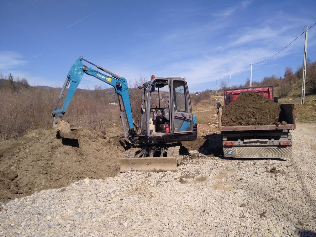 De închiriat Buldoexcavator,Miniexcavator și basculabila 3,5 tone