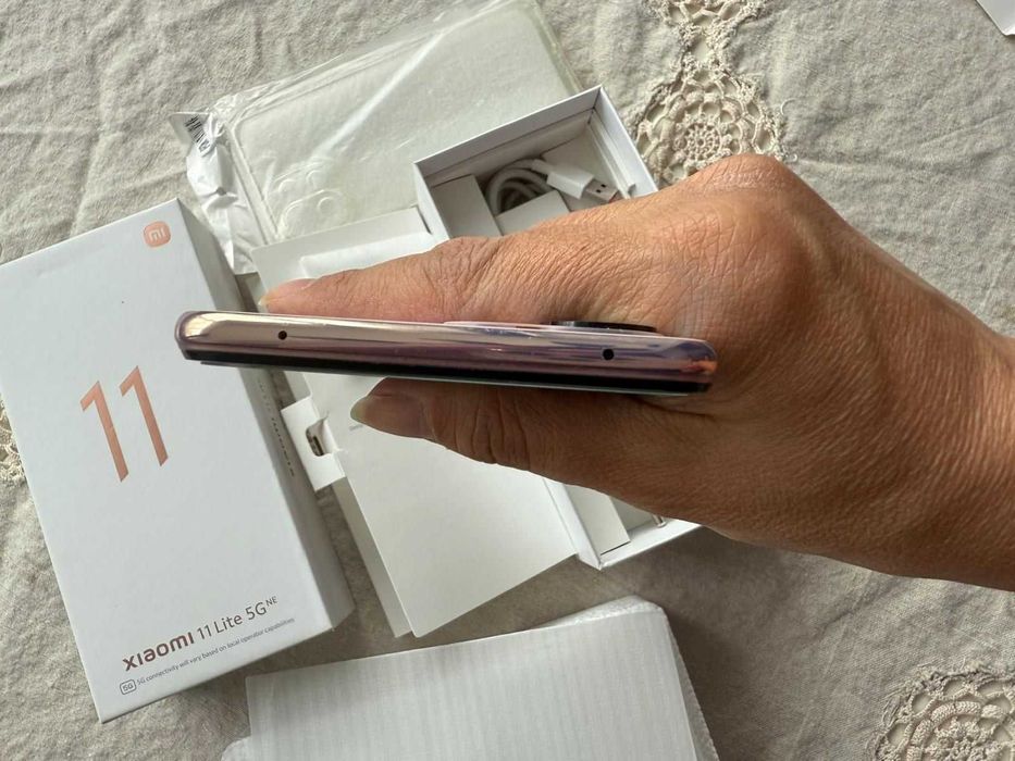Xiaomi 11 Lite 5G NE 128GB 8GB RAM розов