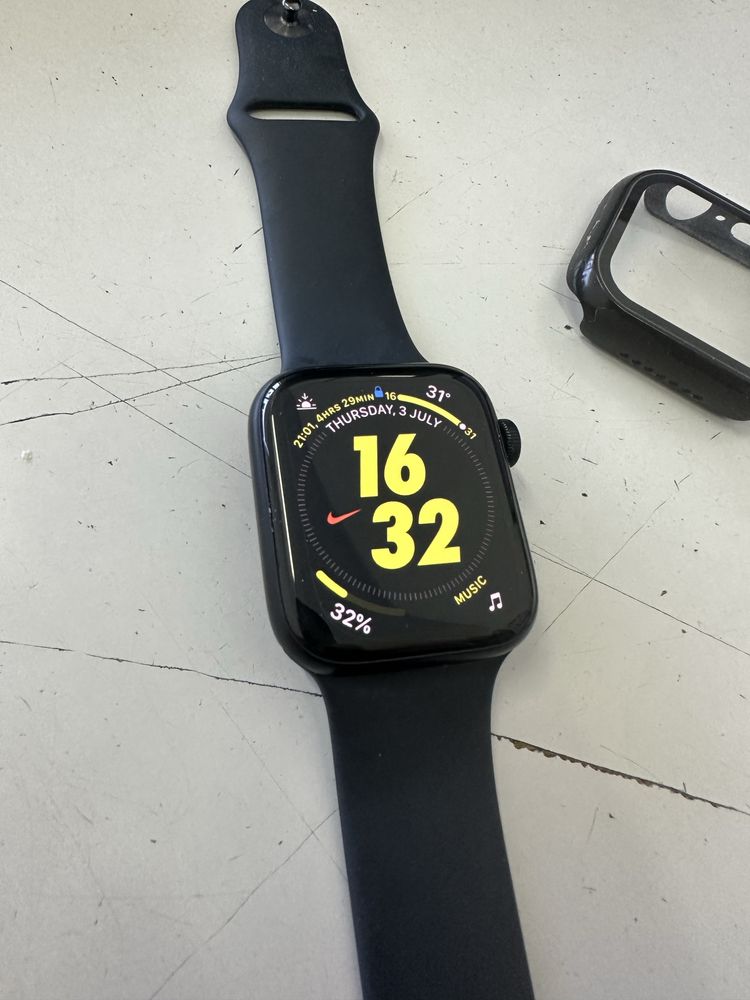 Apple watch se 2gen 44mm