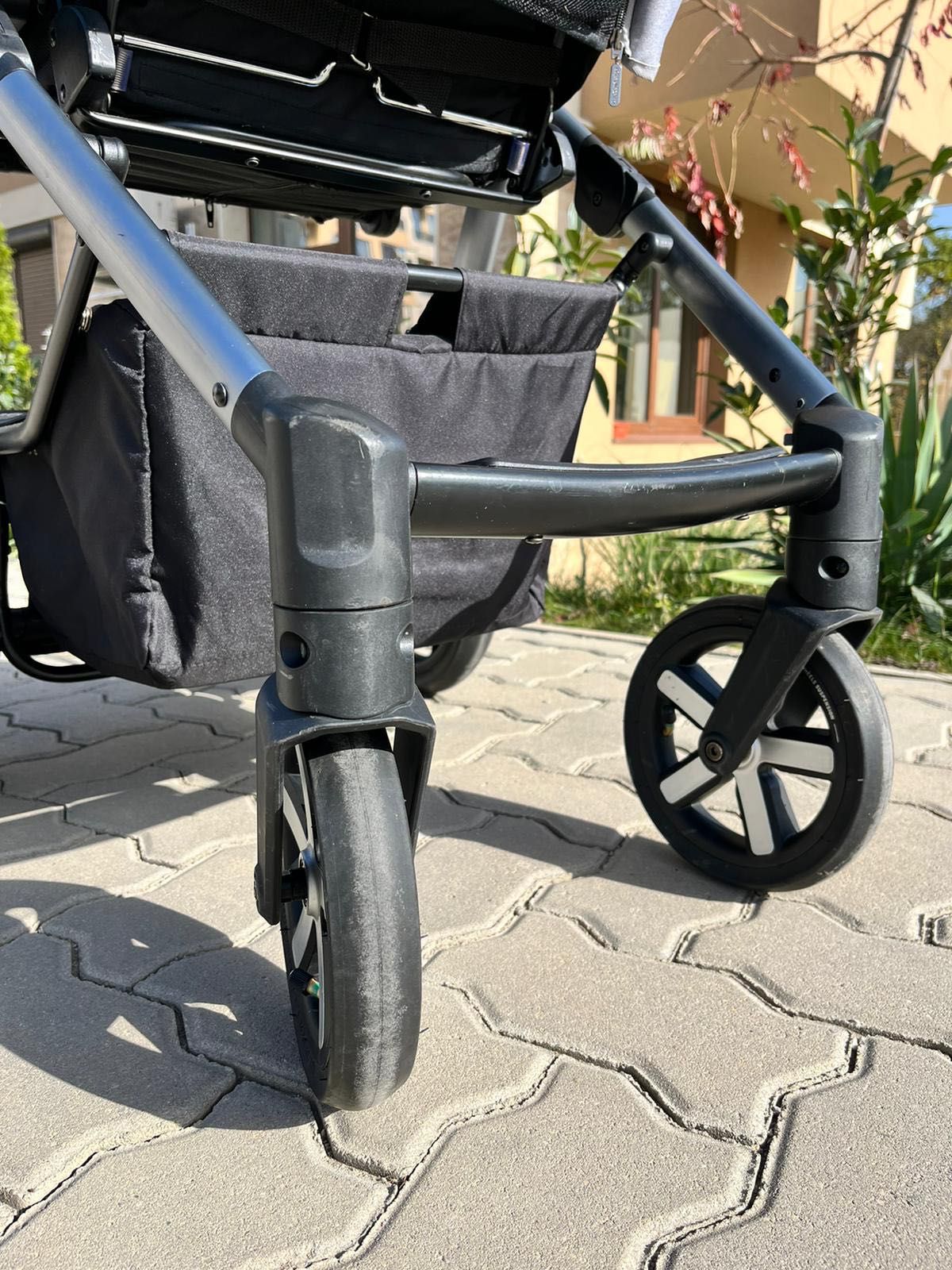 Бебешка количка Baby Design “Husky”