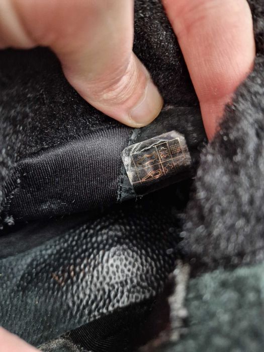 Ghete damă din piele cu blană – mărimea 39