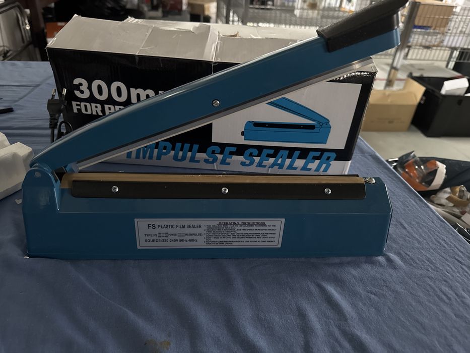 Aparat de sigilat pungi