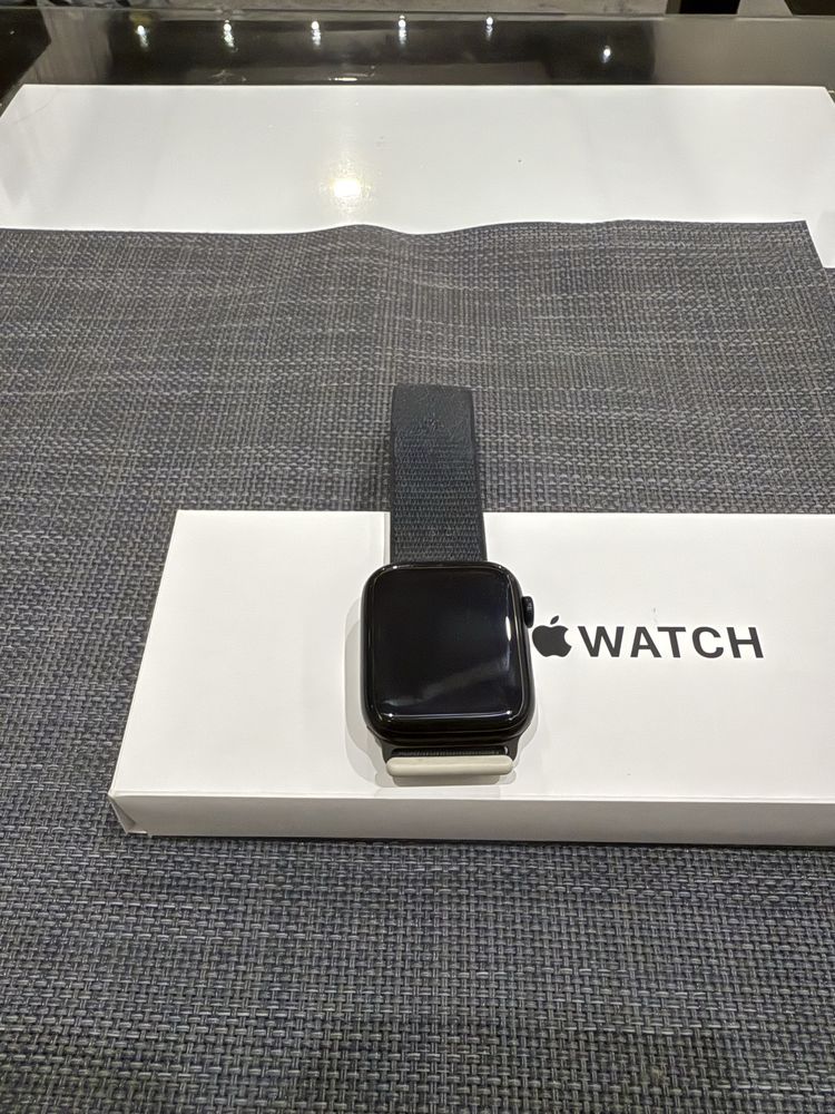 Apple watch SE 2 44mm