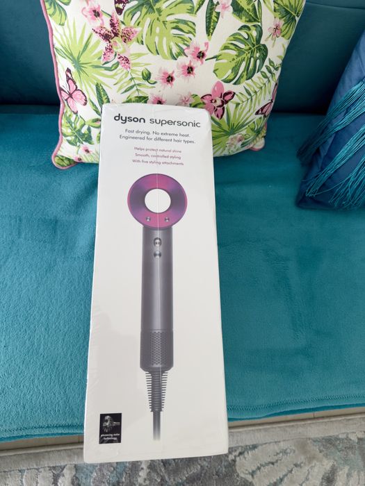Dyson supersonic