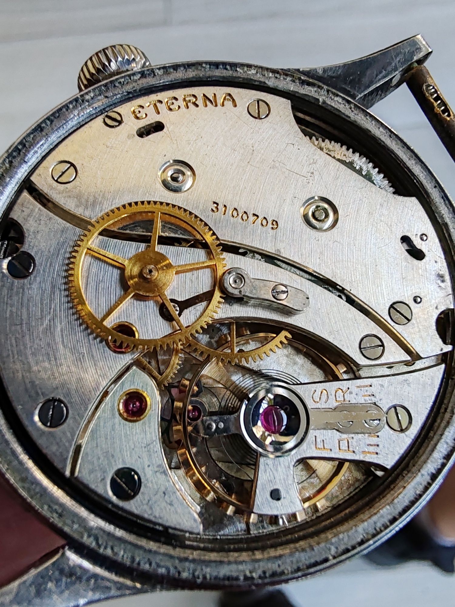 Ceas ETERNA Cal. 852 - Anii 50 -36,5 mm - Rar!